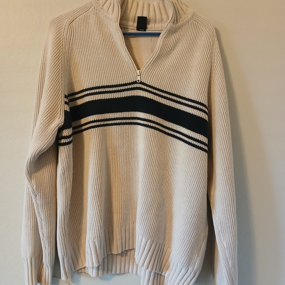 GAP Cream and Black Striped Turtleneck Sweater - Picture 1 of 3
